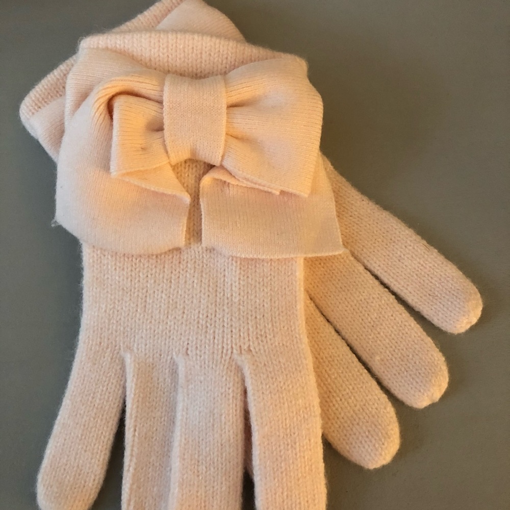 Kate Spade Bow Gloves 🎀